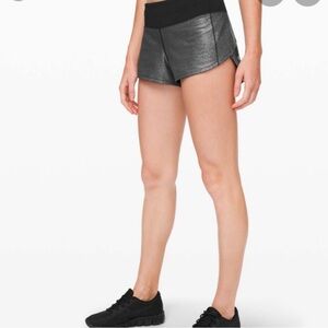 Lululemon speed up shorts 2.5”